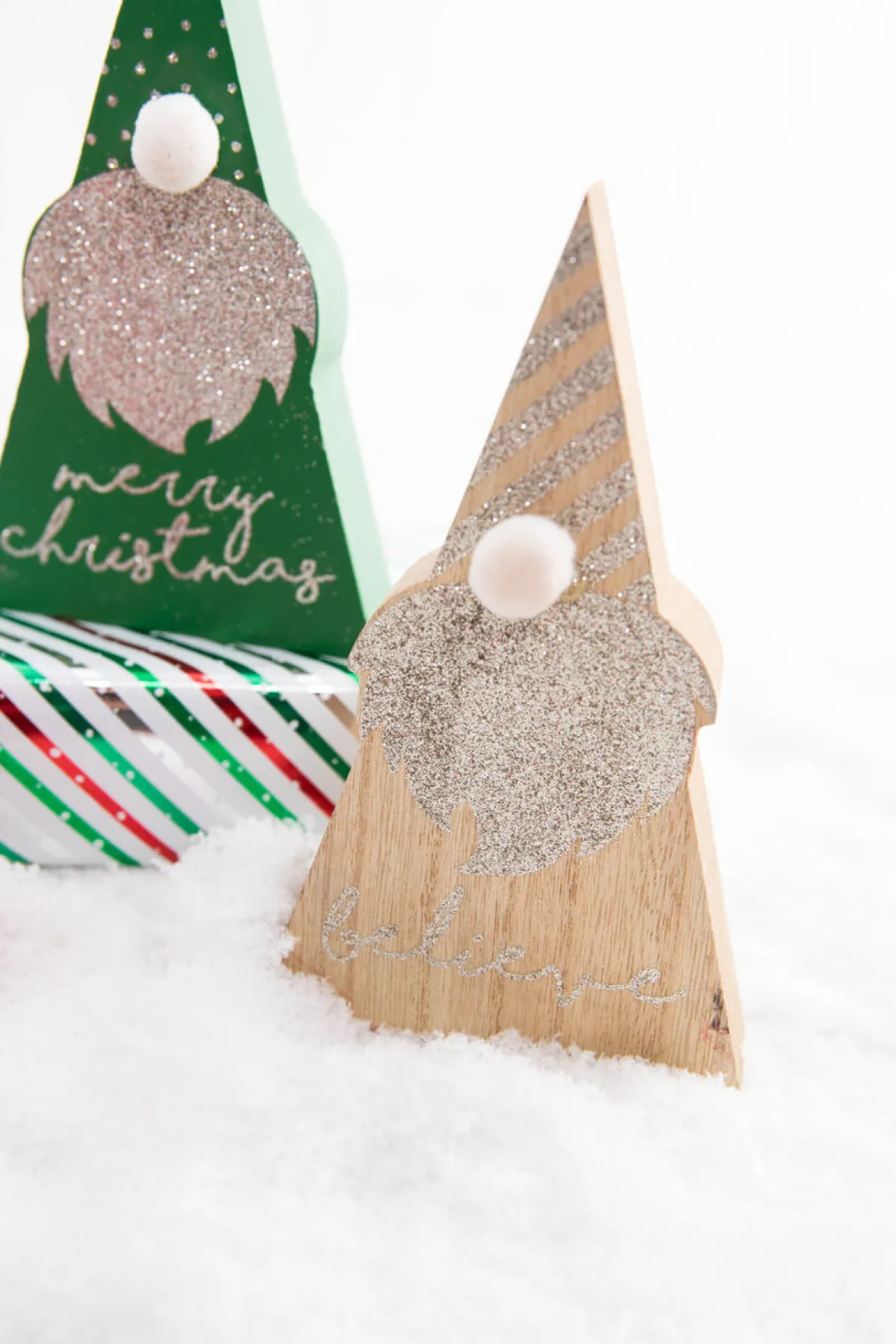 Decorator's Warehouse Christmas Accents^6.5" Wood Holiday Gnome