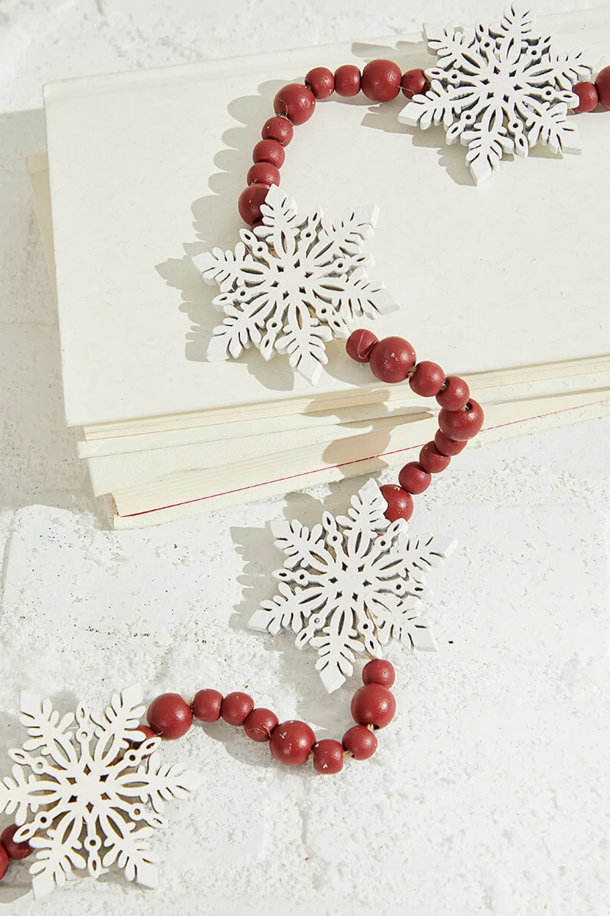 Decorator's Warehouse Christmas Garlands^48" Beaded Snowflake Garland