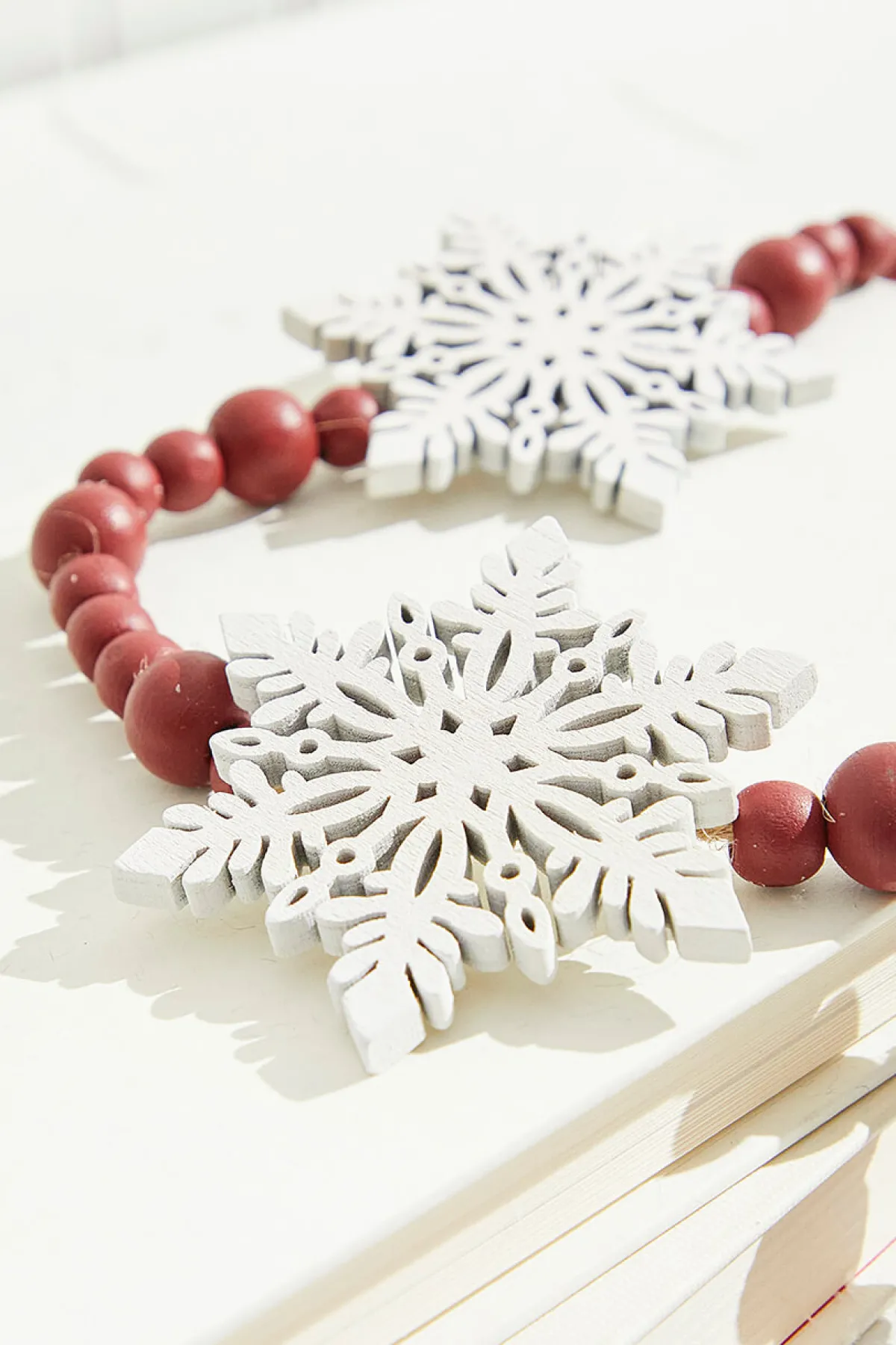 Decorator's Warehouse Christmas Garlands^48" Beaded Snowflake Garland