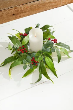 Decorator's Warehouse Christmas Accents^6.5" Eucalyptus & Berry Ring