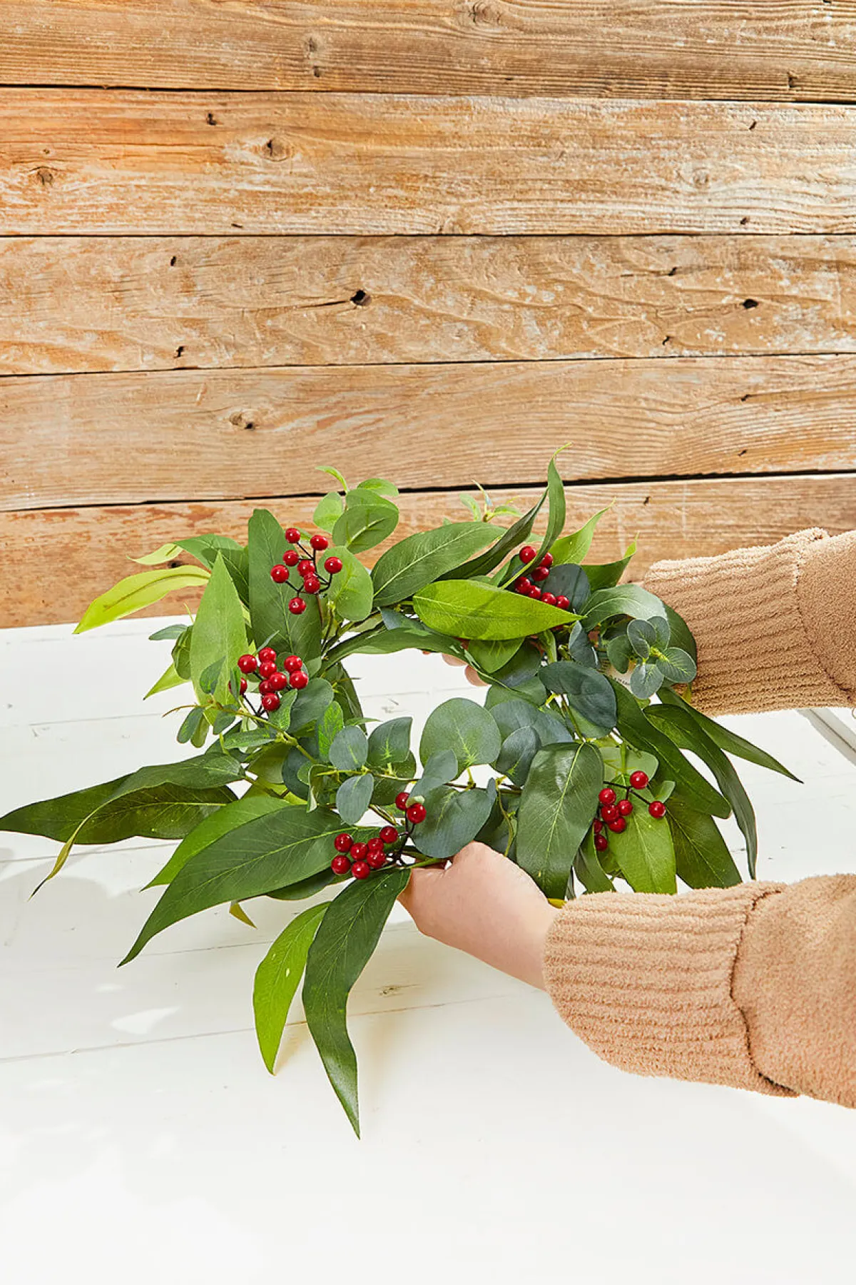 Decorator's Warehouse Christmas Accents^6.5" Eucalyptus & Berry Ring