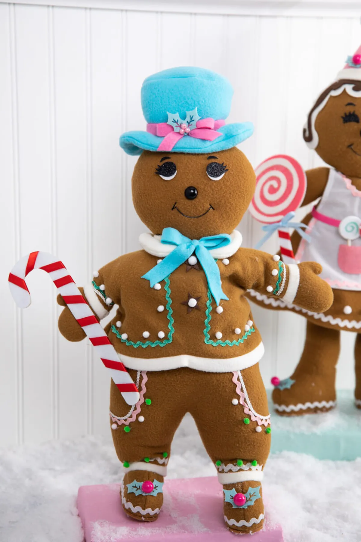 Decorator's Warehouse Christmas Accents^20” Fabric Pastel Gingerbread Man/Lady