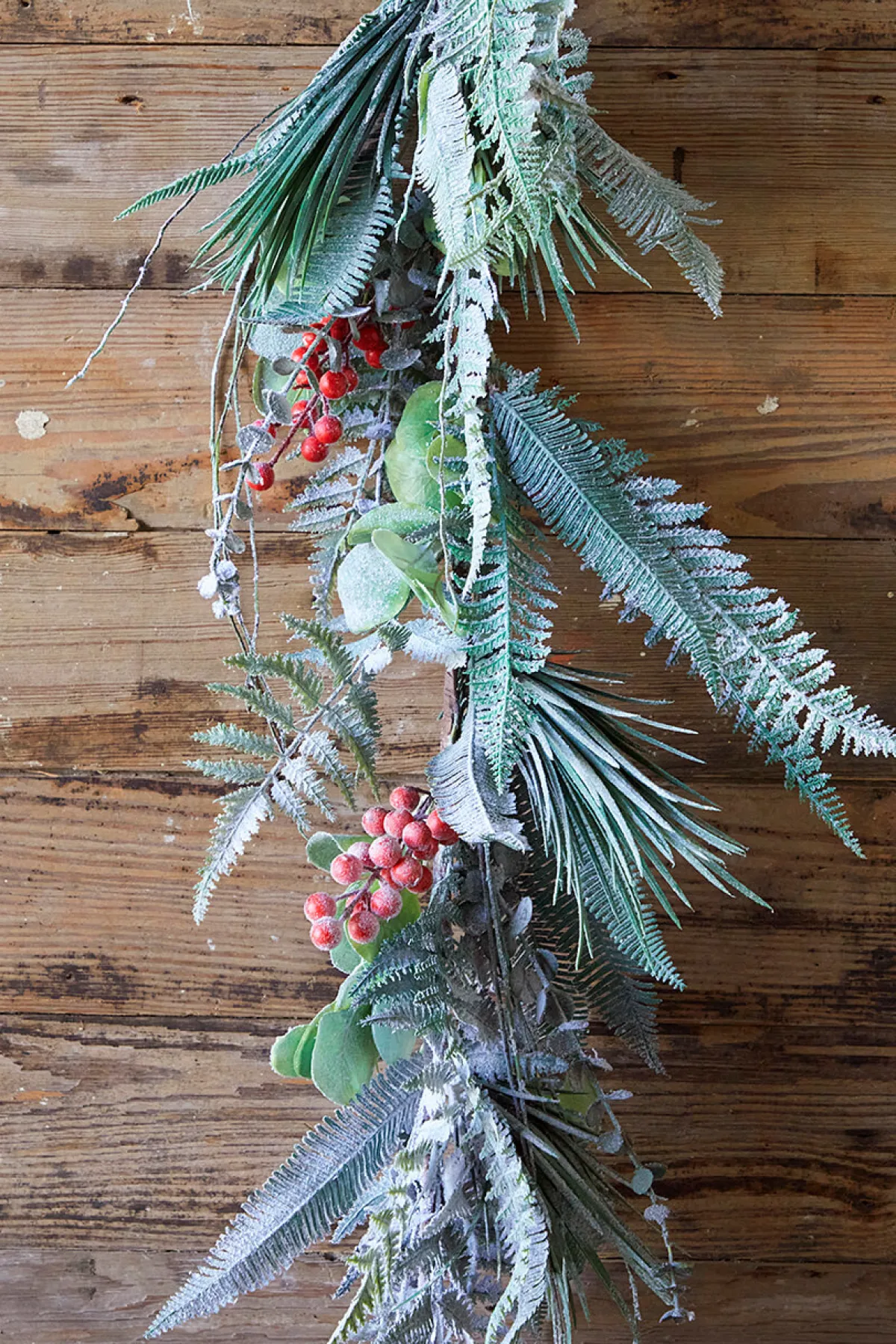 Decorator's Warehouse Christmas Garlands^65” Flocked Fern Garland
