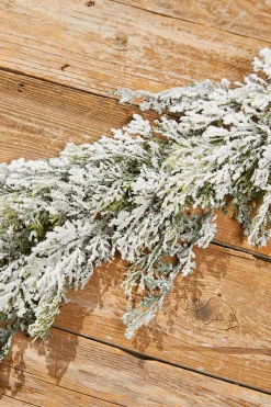 Decorator's Warehouse Christmas Garlands^48” Frosted Cedar Garland