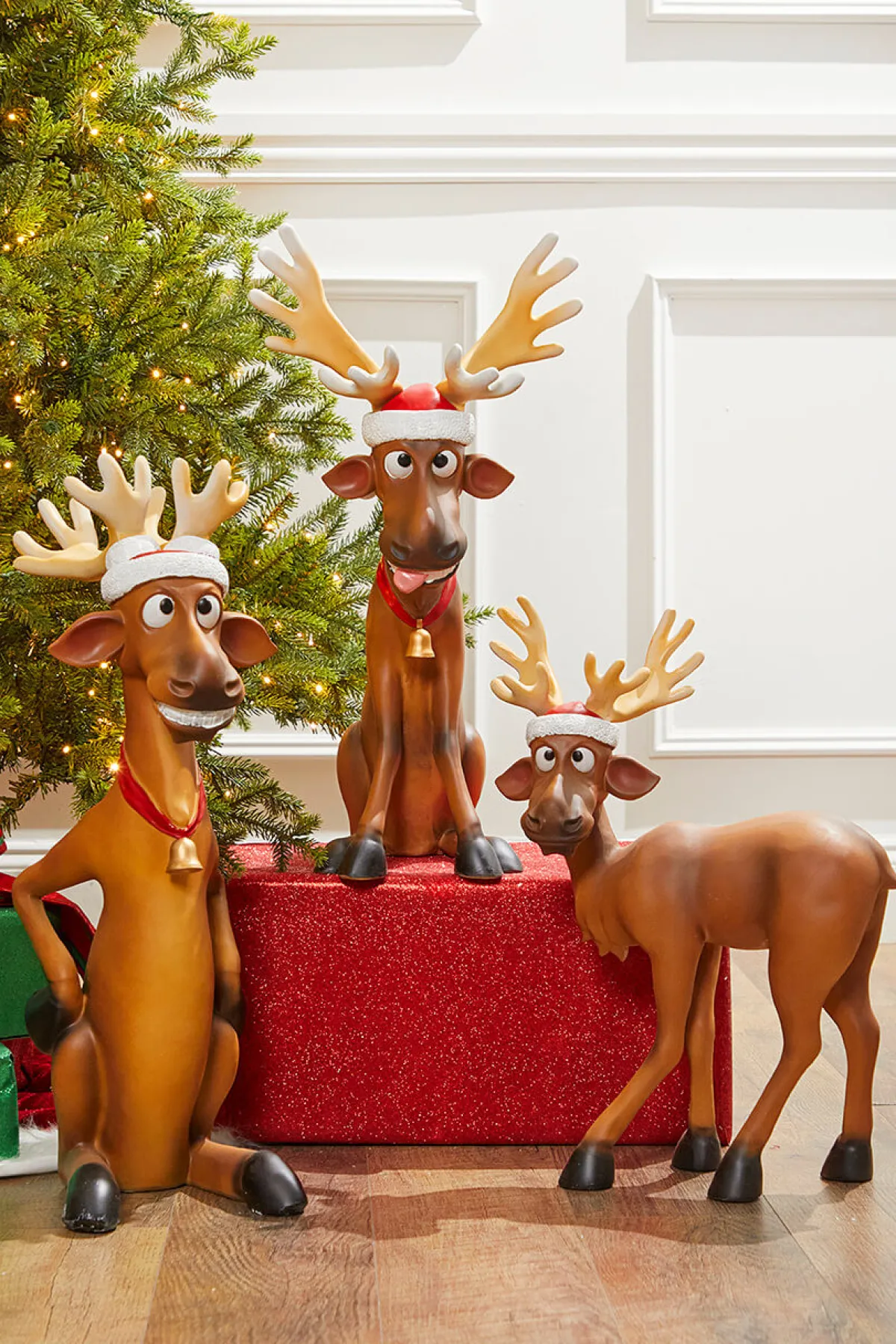 Decorator's Warehouse Christmas Accents^20" Funny Reindeer - Standing