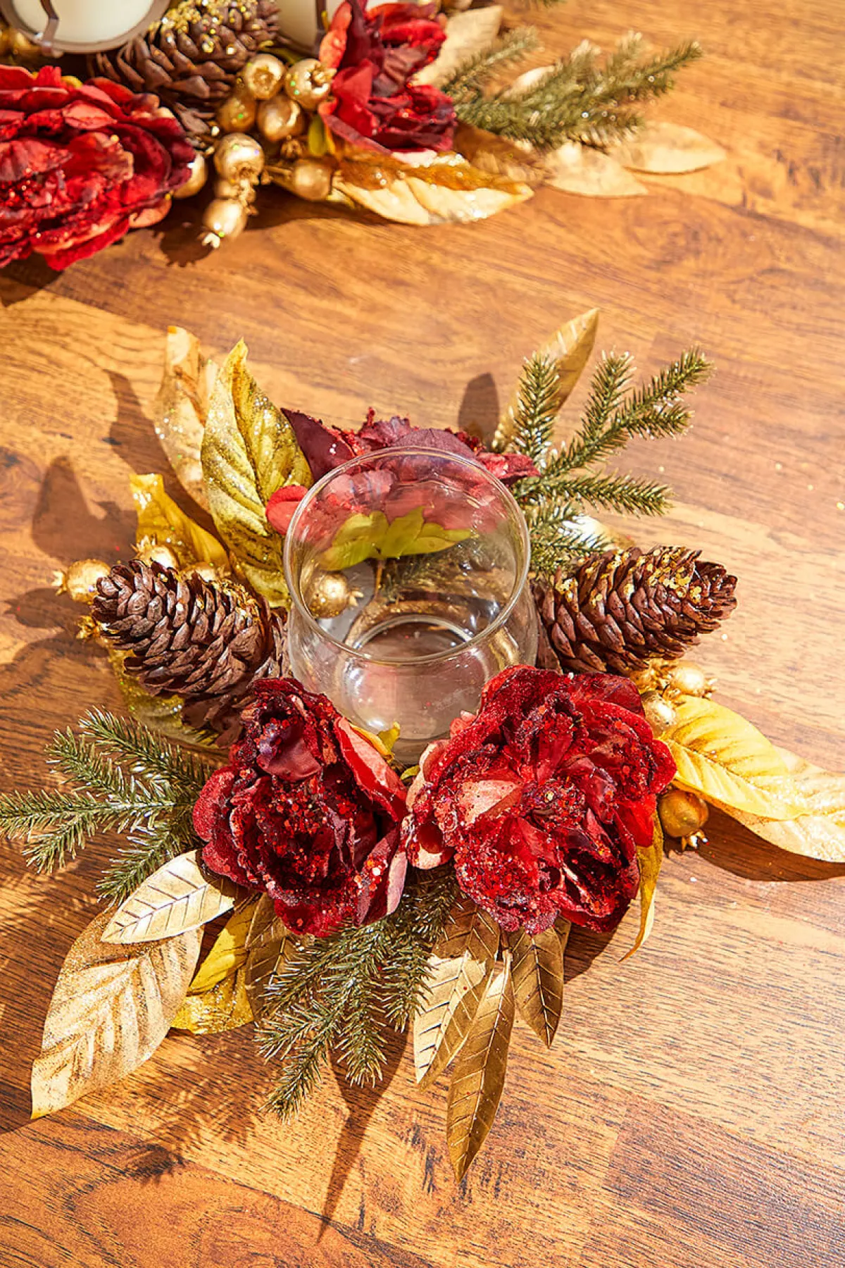 Decorator's Warehouse Christmas Accents^14" Gold Peony Laurel Candle Holder
