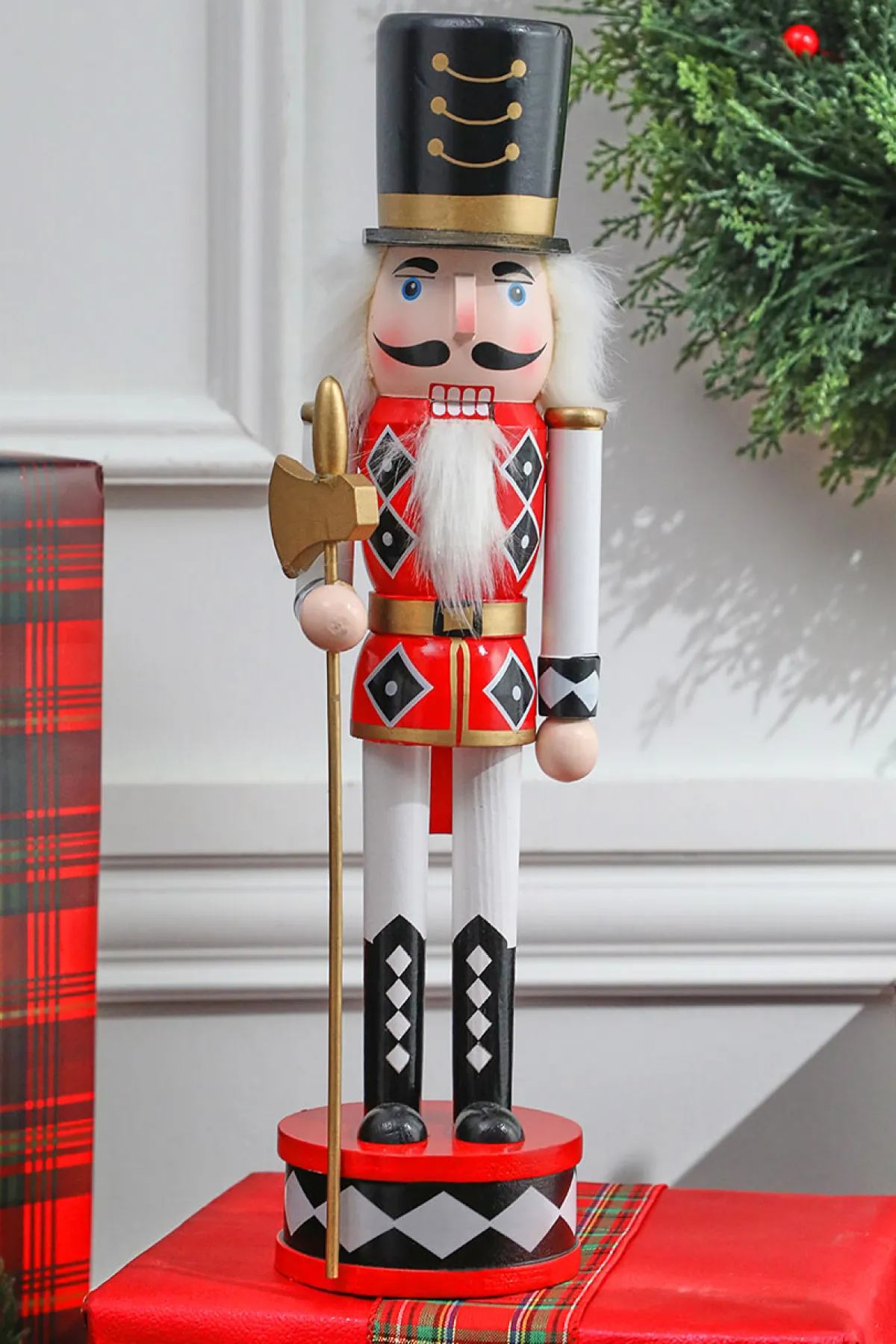 Decorator's Warehouse Christmas Accents^15” Harlequin Christmas Nutcracker