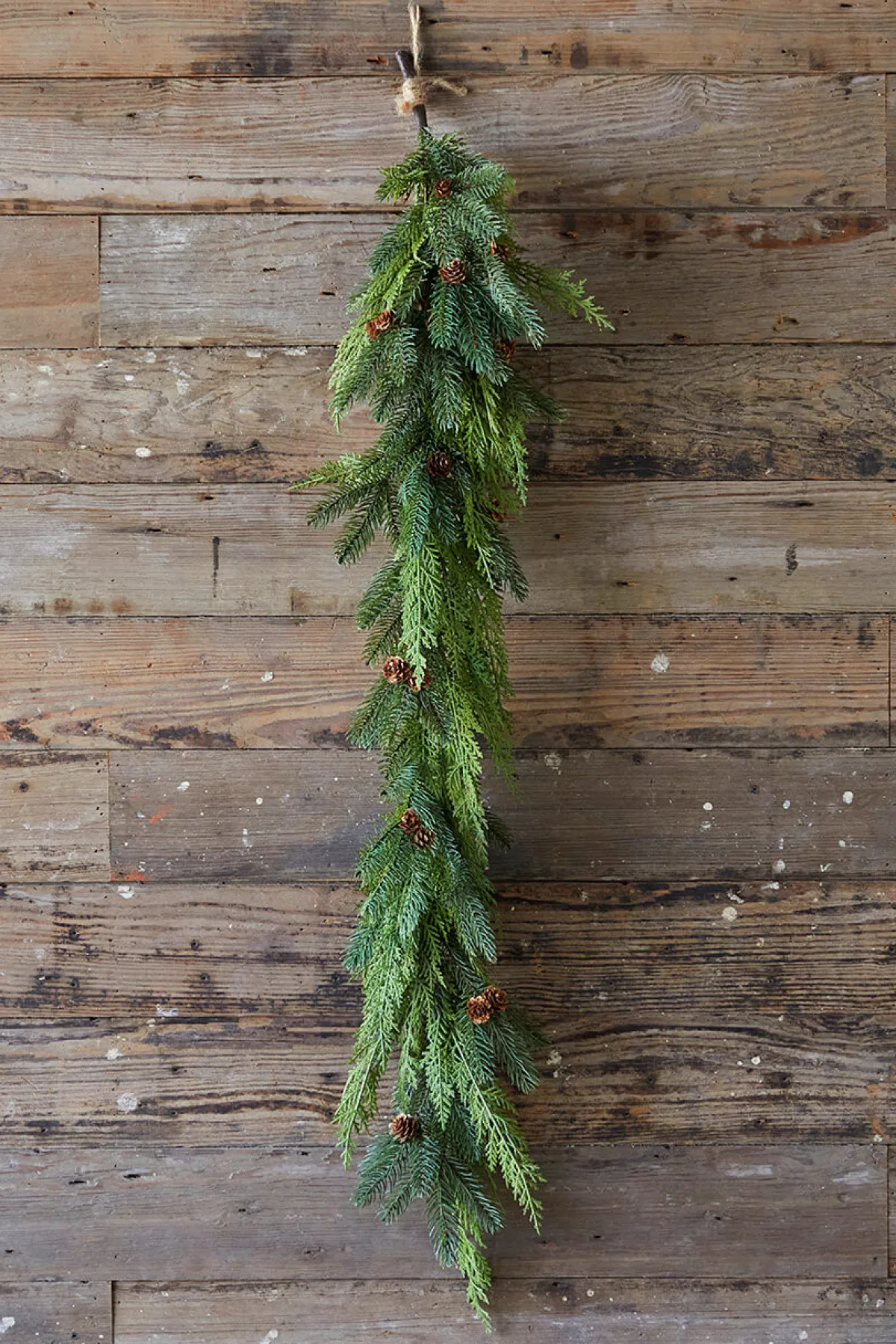 Decorator's Warehouse Christmas Garlands^48” Just Cut Woodland Pines Garland