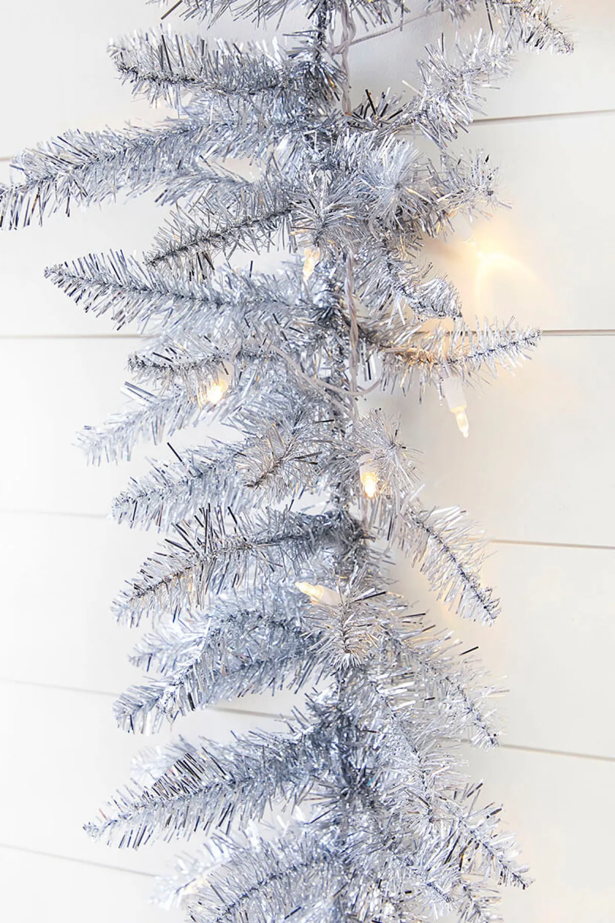 Decorator's Warehouse Garlands|Christmas Garlands^6' LED Silverado Garland - Clear