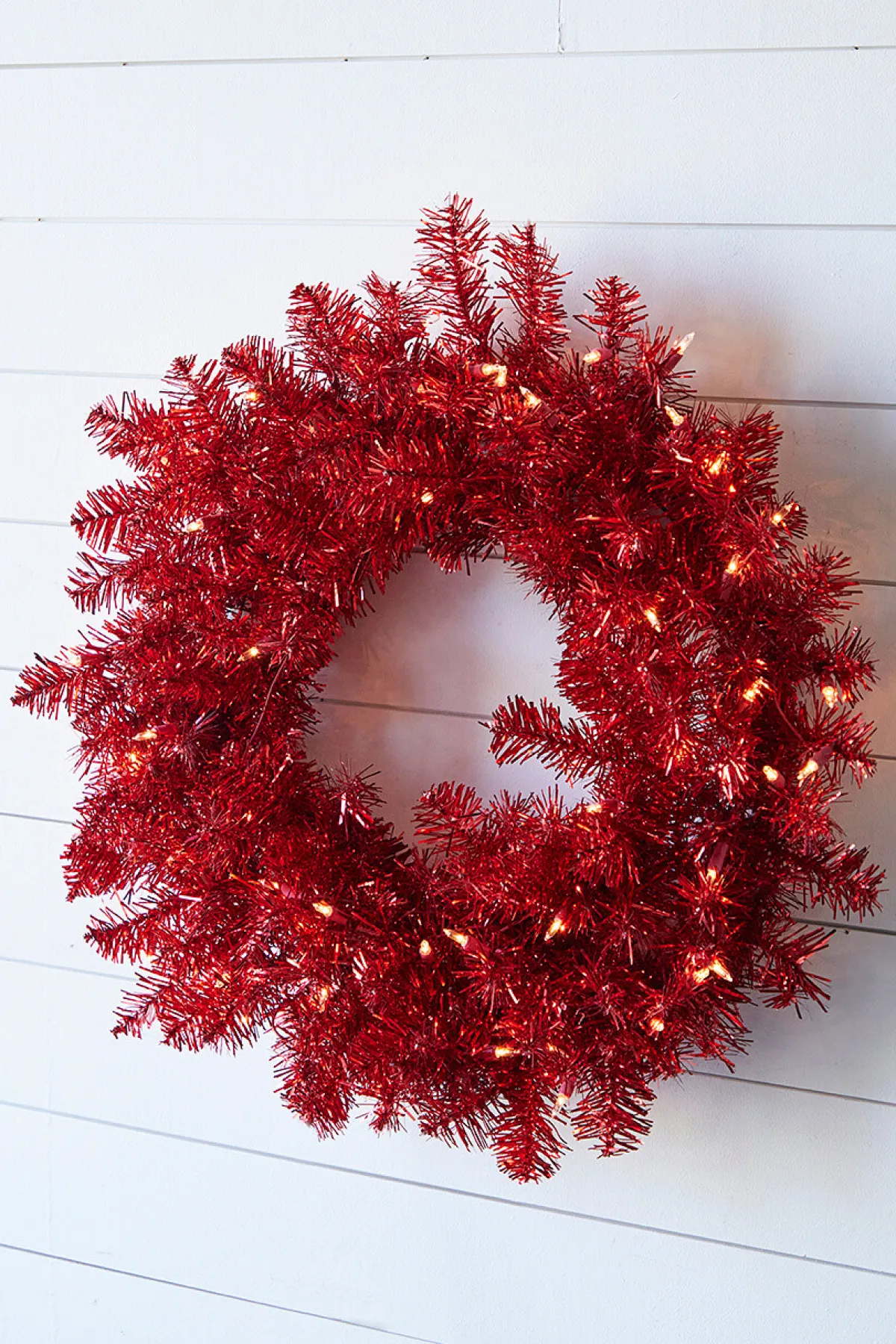Decorator's Warehouse Christmas Wreaths^20” Lighted Red Wreath