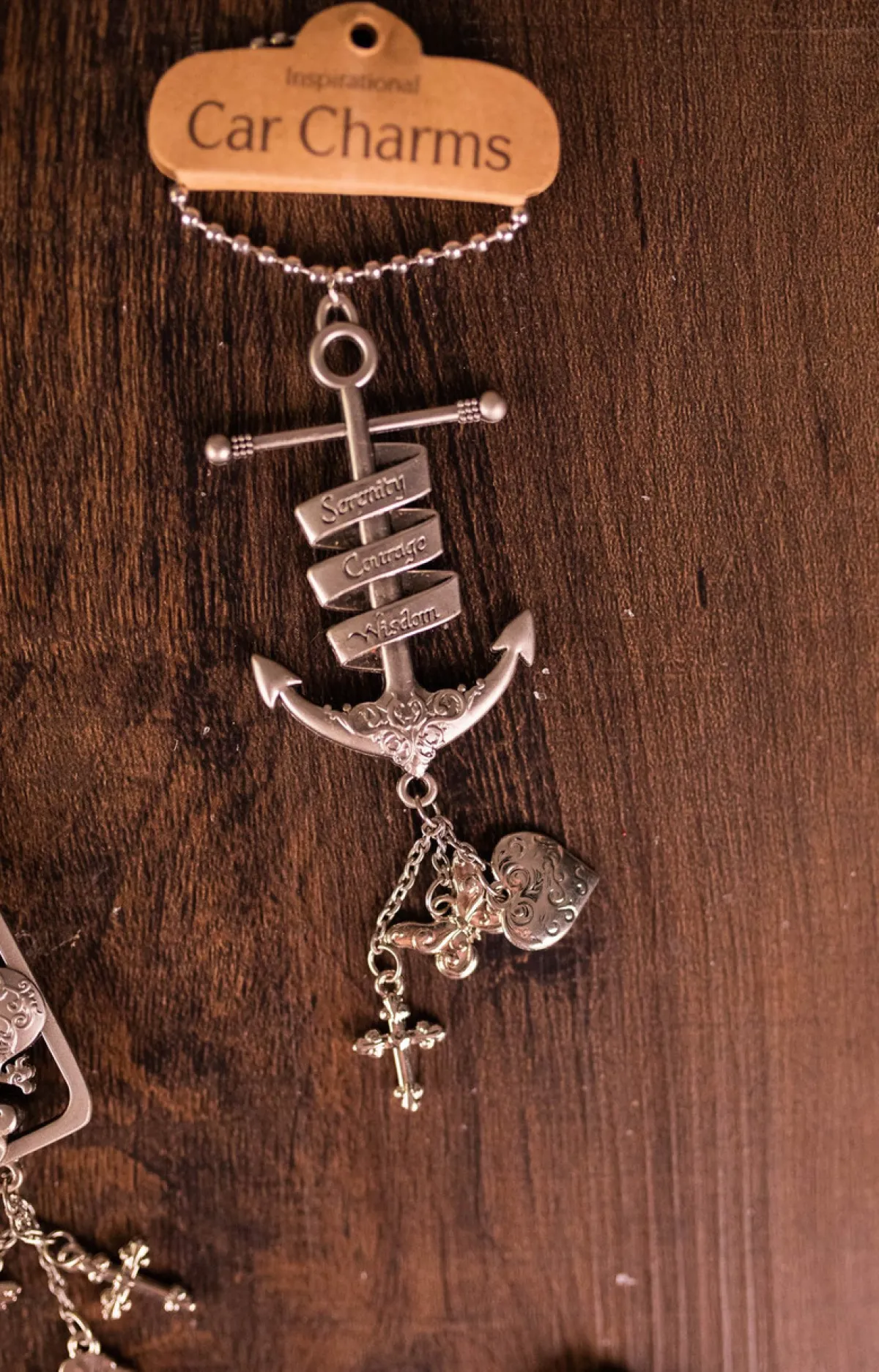 Decorator's Warehouse Christmas Accents^4” Metal Inspirational Car Charms