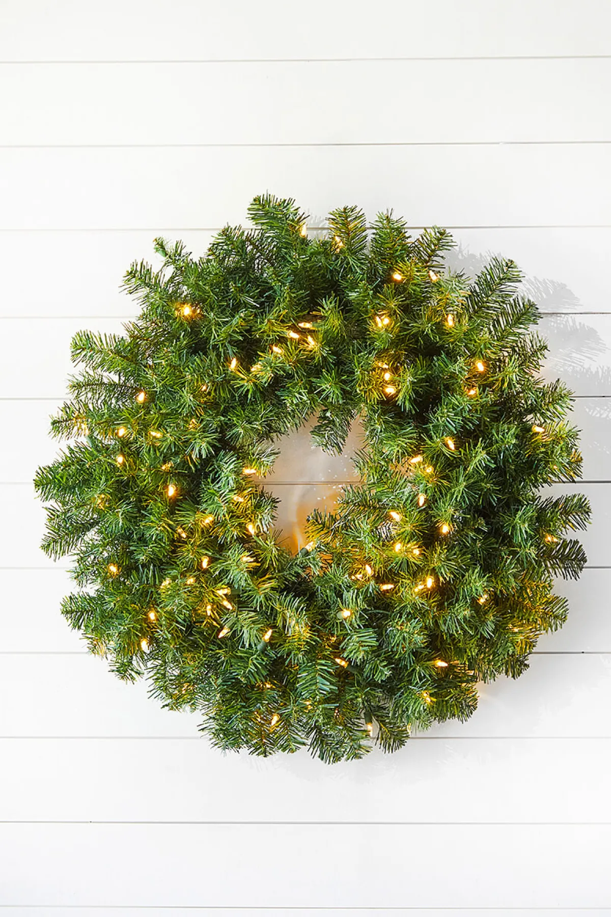 Decorator's Warehouse Wreaths|Christmas Wreaths^30" Norway Pine Wreath LED