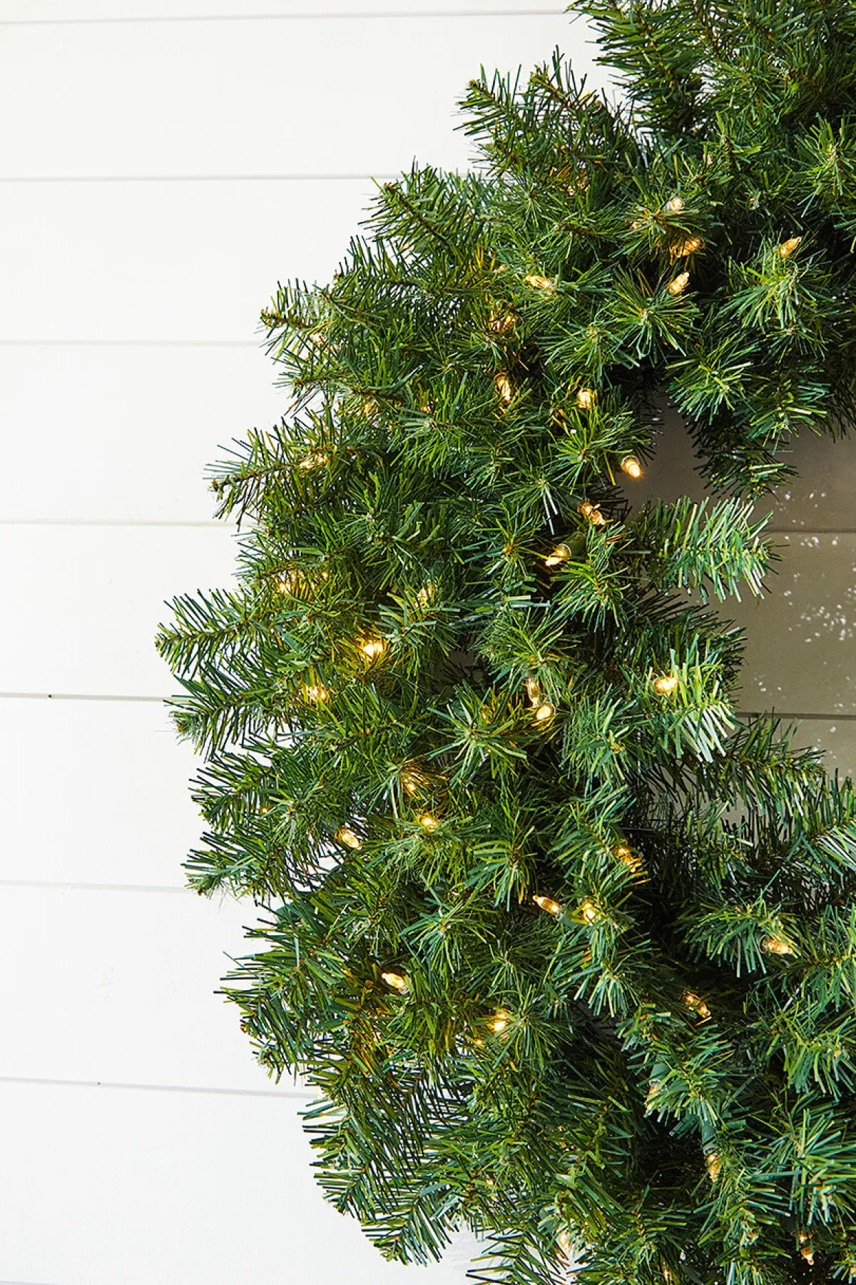 Decorator's Warehouse Wreaths|Christmas Wreaths^36" Norway Pine Wreath 320T/150WW LED WL/UL