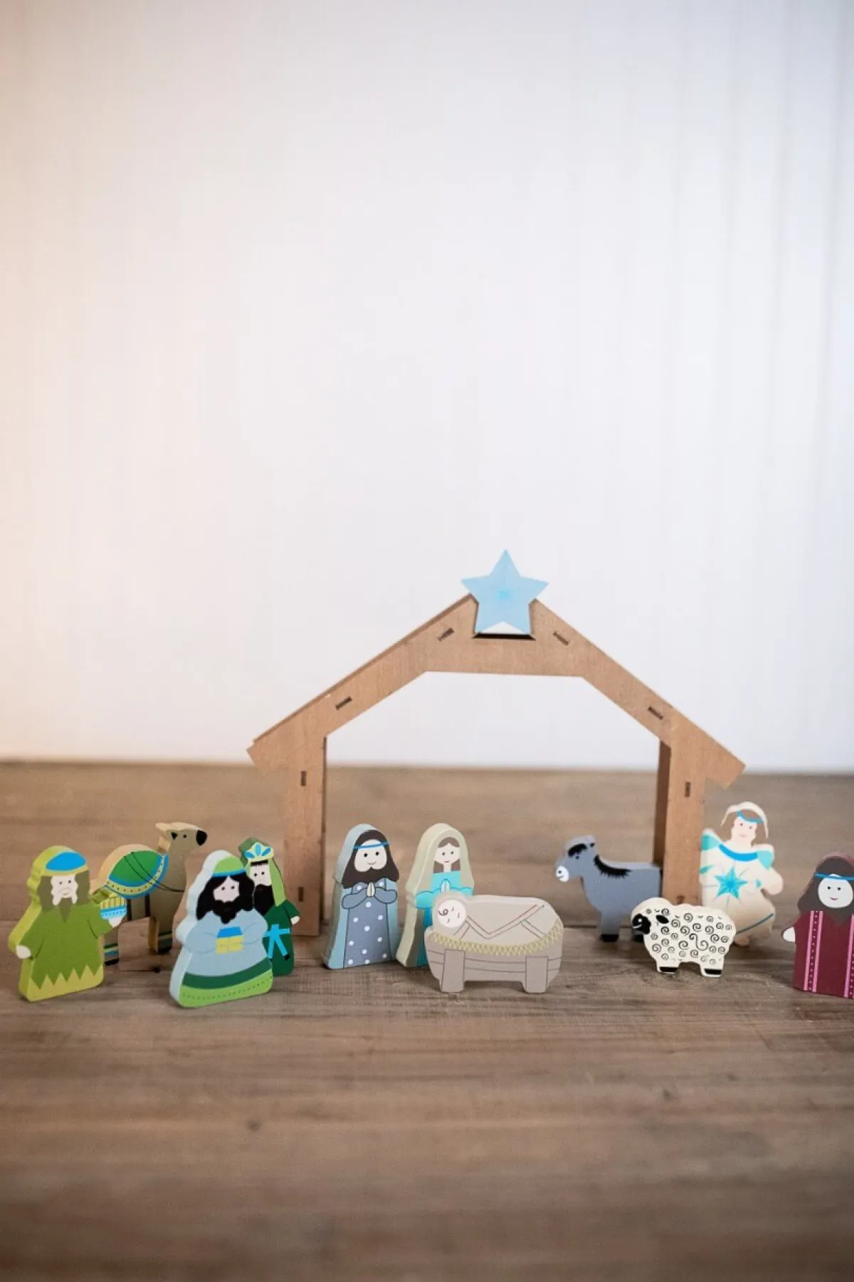 Decorator's Warehouse Christmas Accents^12 Piece Children’s Nativity Set