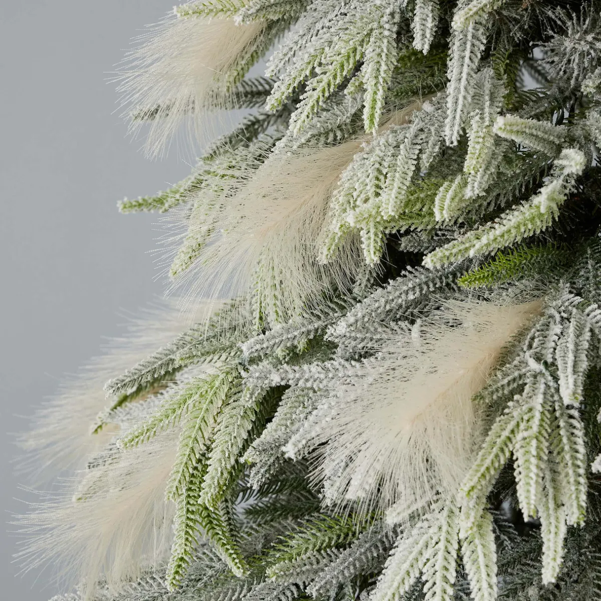 Decorator's Warehouse Christmas Trees|Christmas Trees^10' Pine And Pampas Artificial Christmas Tree With 800 Warm White LED Lights