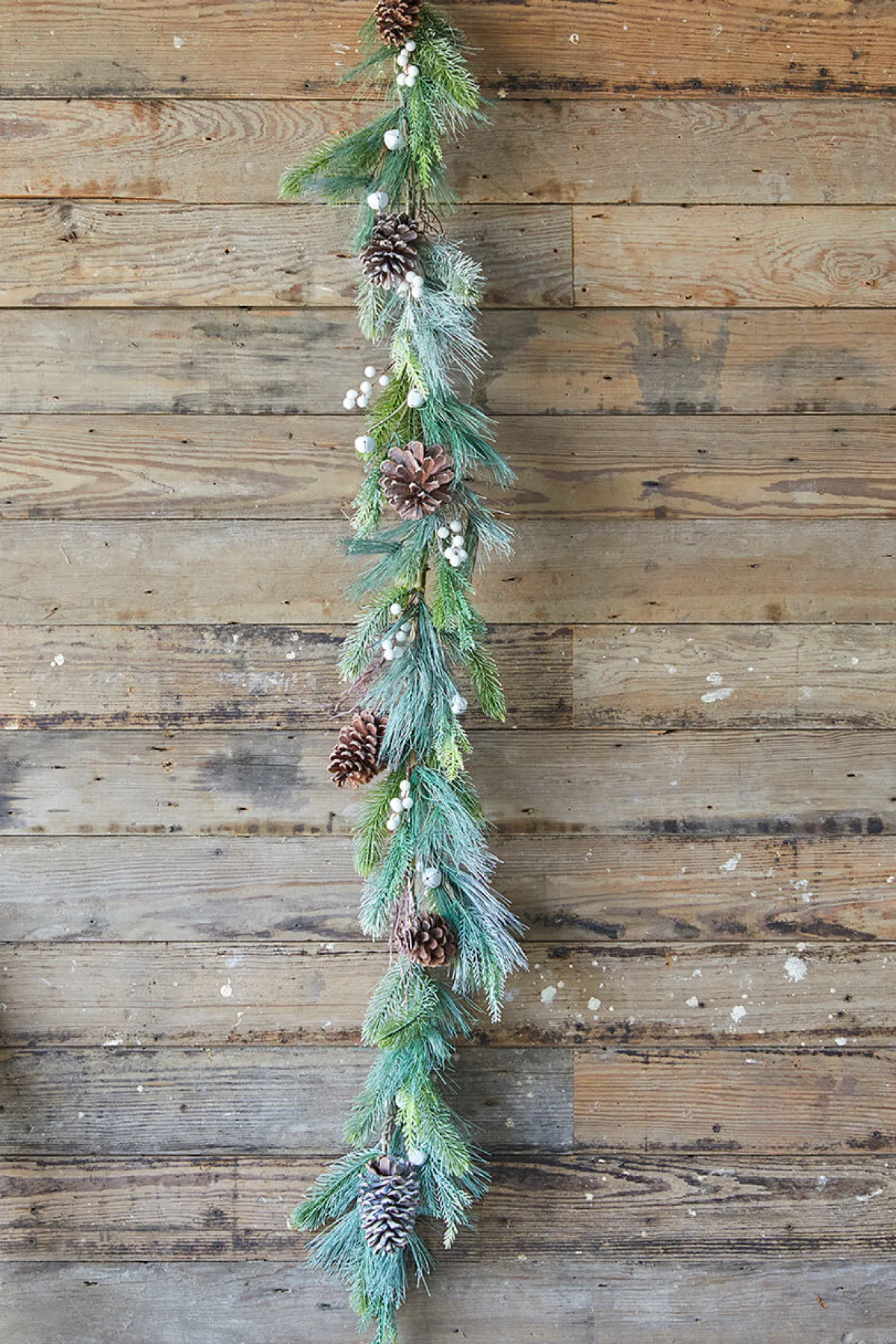 Decorator's Warehouse Christmas Garlands^6’ Pine Berry Bell Garland