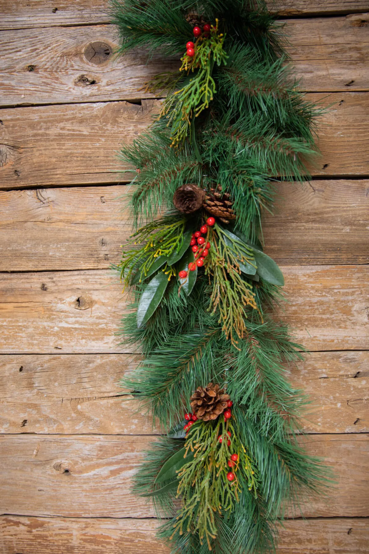 Decorator's Warehouse Christmas Garlands^72” Pine Garland With Cones & Berries