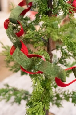 Decorator's Warehouse Christmas Garlands^66.5" Red And Green Burlap Rope