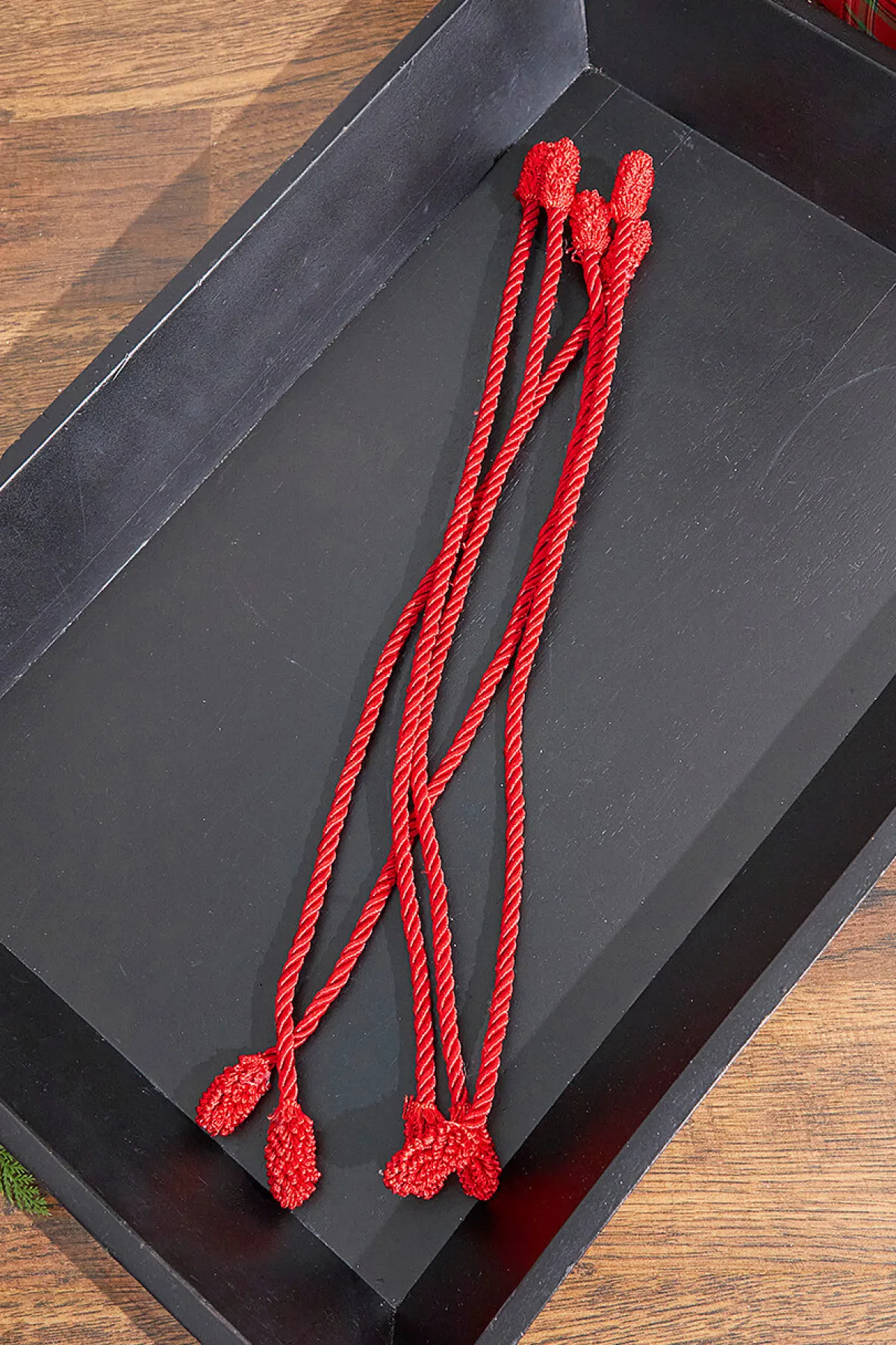Decorator's Warehouse Christmas Garlands^16” Red Decorative Twist Ties