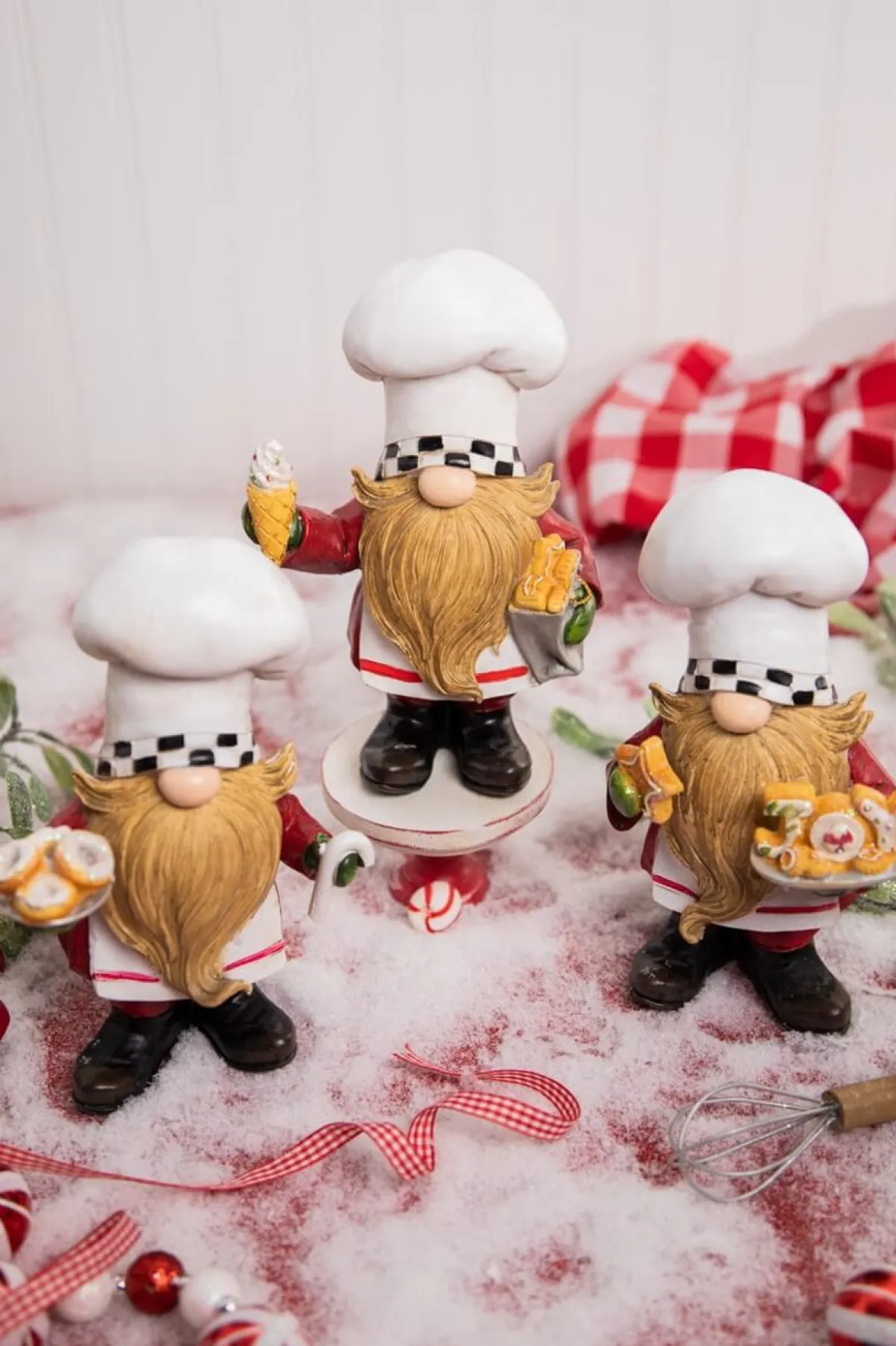 Decorator's Warehouse Christmas Accents^8.5" Resin Chef Gnome Figurine