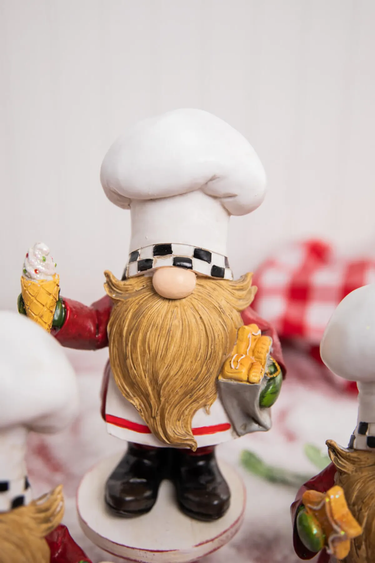 Decorator's Warehouse Christmas Accents^8.5" Resin Chef Gnome Figurine