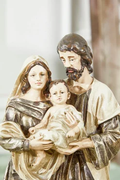 Decorator's Warehouse Christmas Accents^13” Resin Holy Family