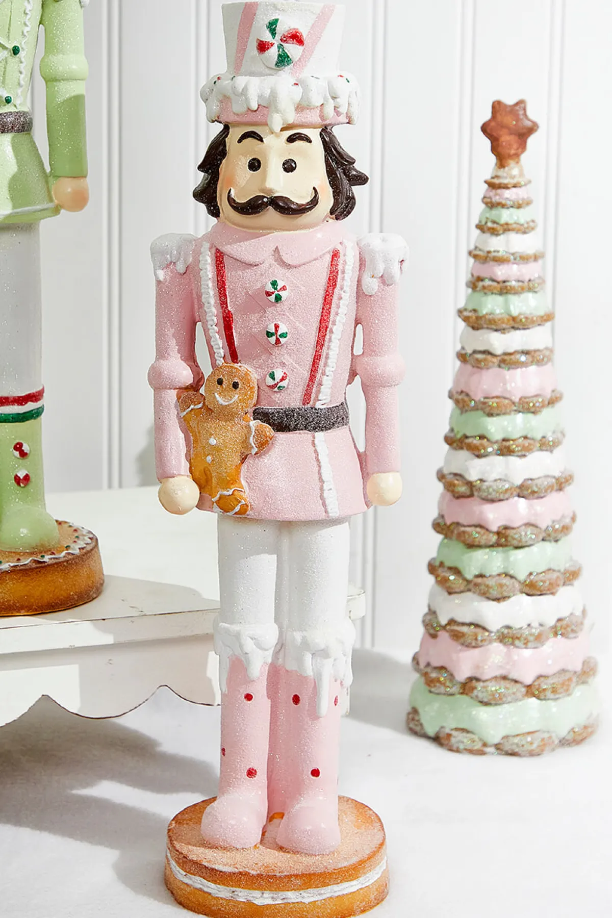 Decorator's Warehouse Christmas Accents^16" Resin Kringle's Bakery Nutcracker