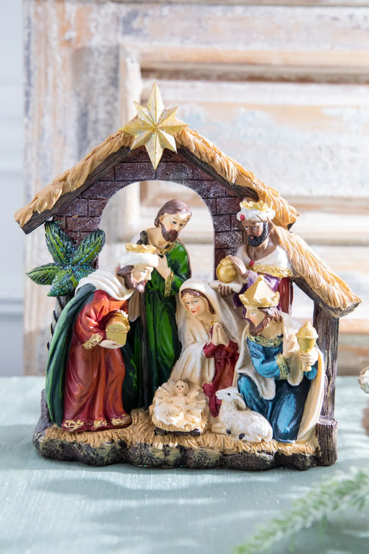 Decorator's Warehouse Christmas Accents^9" Resin Nativity Scene