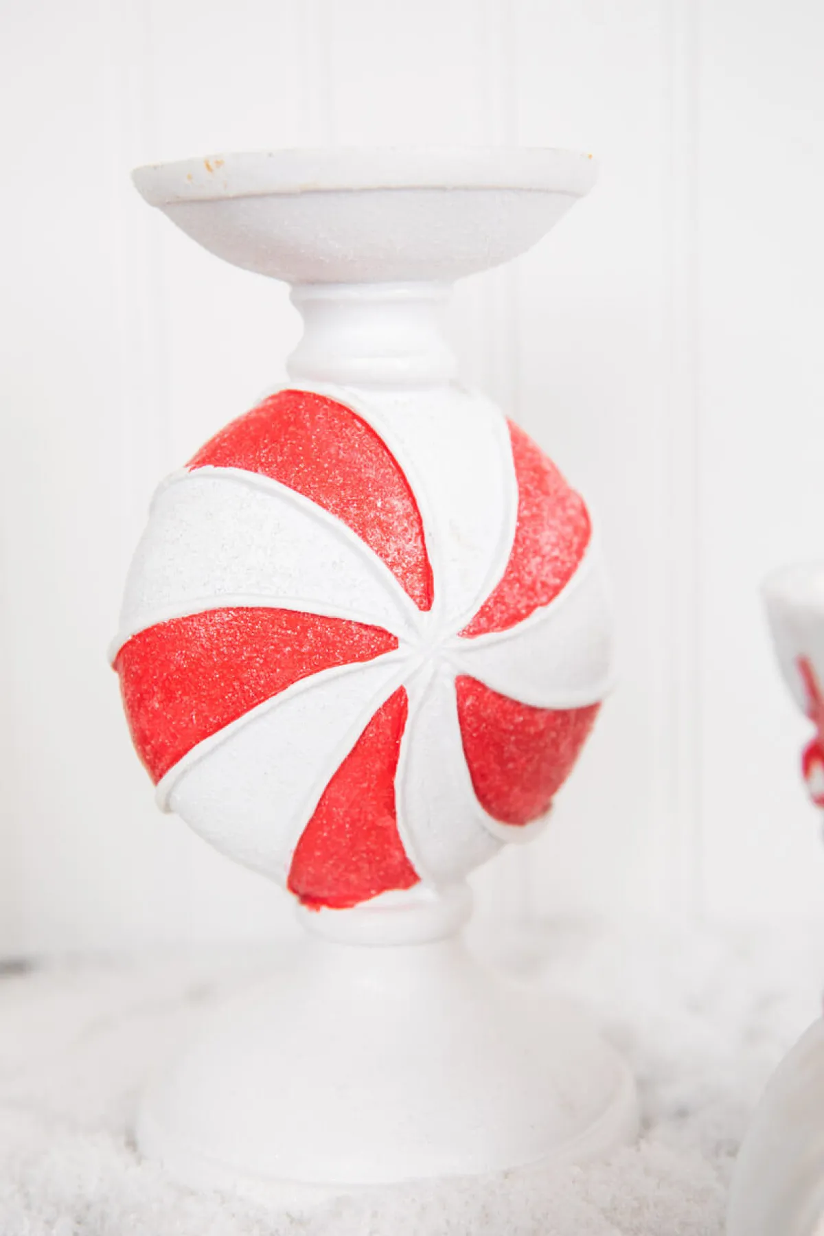 Decorator's Warehouse Christmas Accents^9” Resin Peppermint Candy Candle Holder