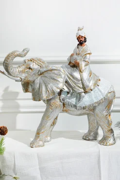 Decorator's Warehouse Christmas Accents^16" Resin Renaissance Three Kings With Animals - Set Of 3