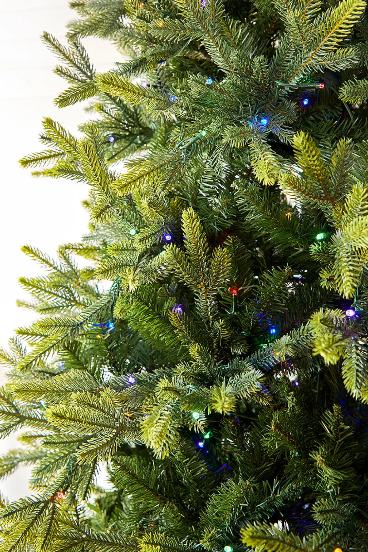 Decorator's Warehouse Christmas Trees|Christmas Trees^7.5' Slim Trinity Pine Artificial Christmas Tree With 700 Color-Changing Lights