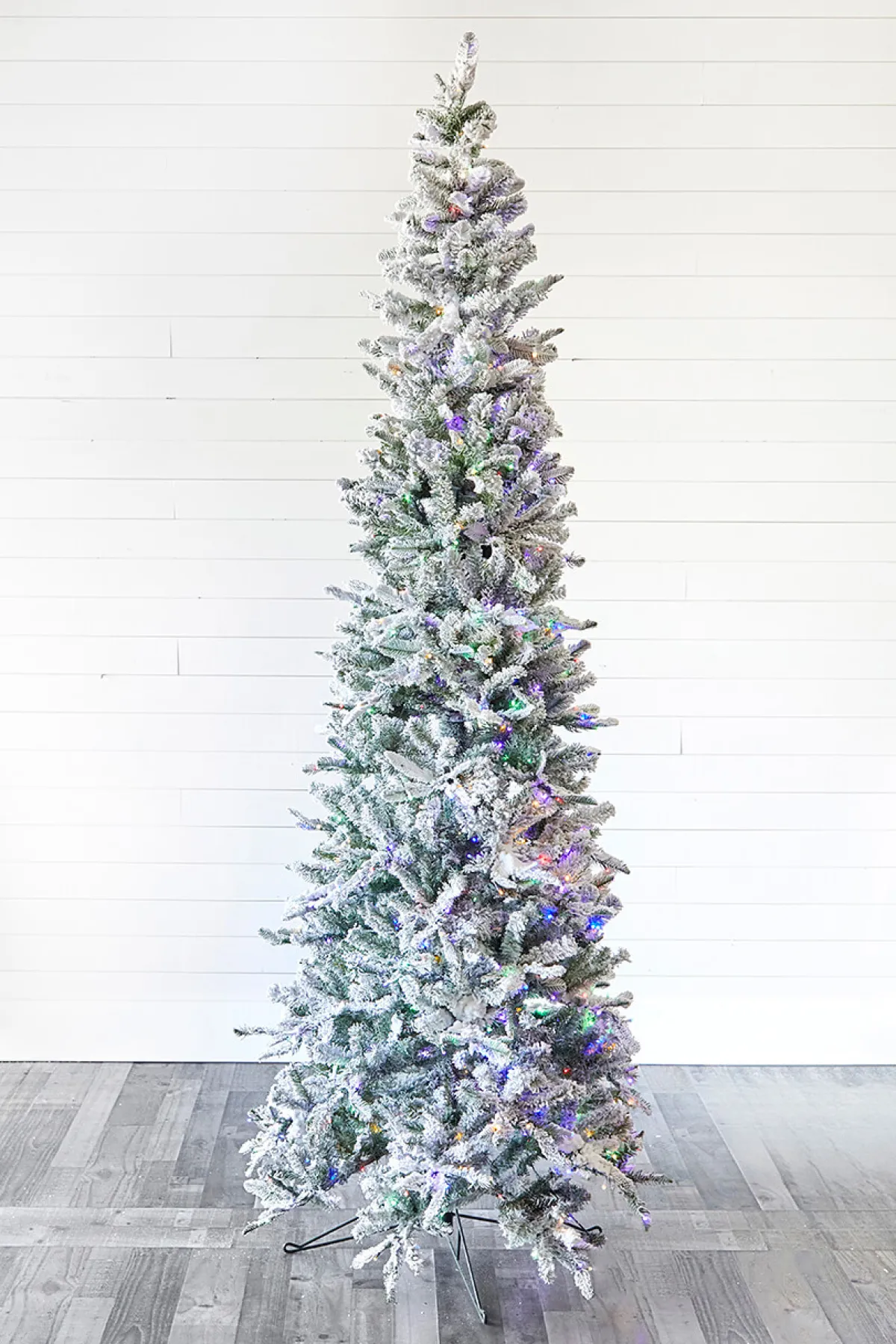 Decorator's Warehouse Christmas Trees|Christmas Trees^9' Snowcrest Pencil Pine Artificial Christmas Tree With 700 Color-Changing Lights