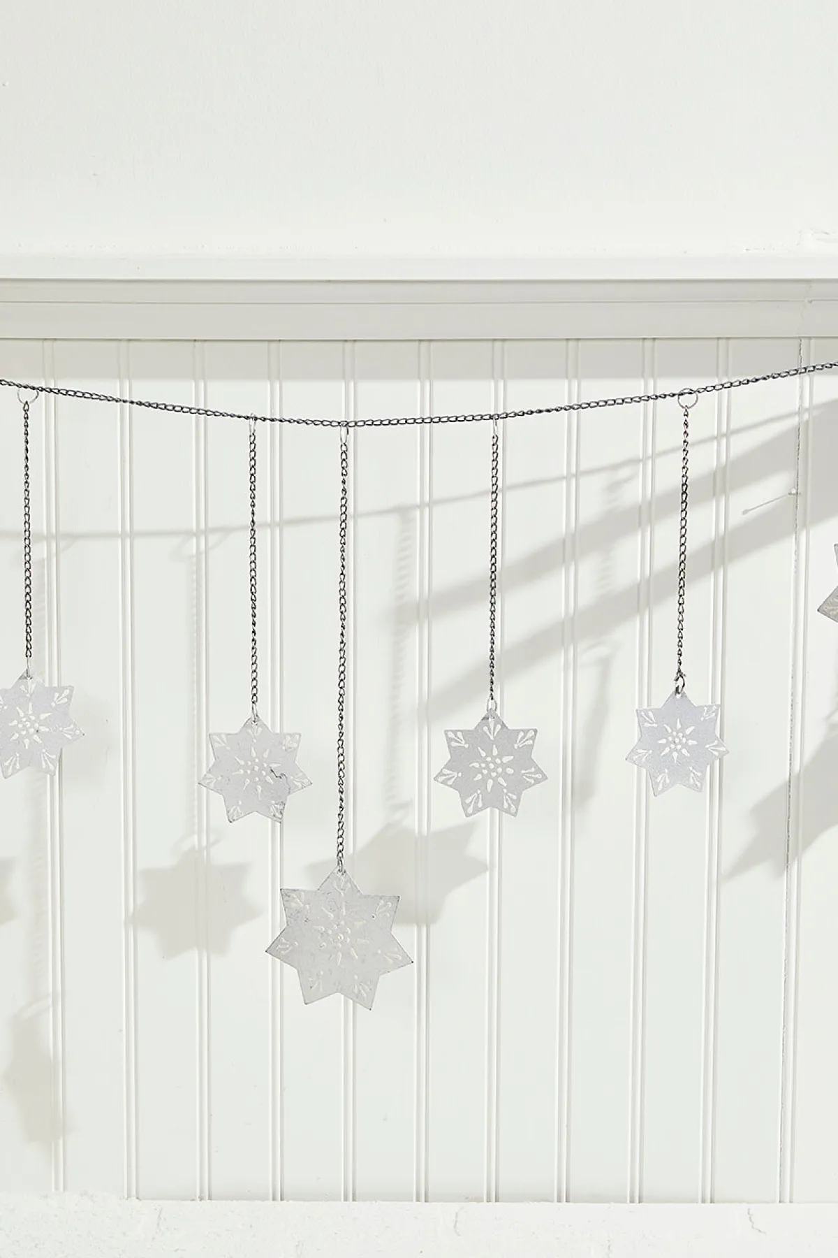 Decorator's Warehouse Christmas Garlands^54" Snowflake Garland