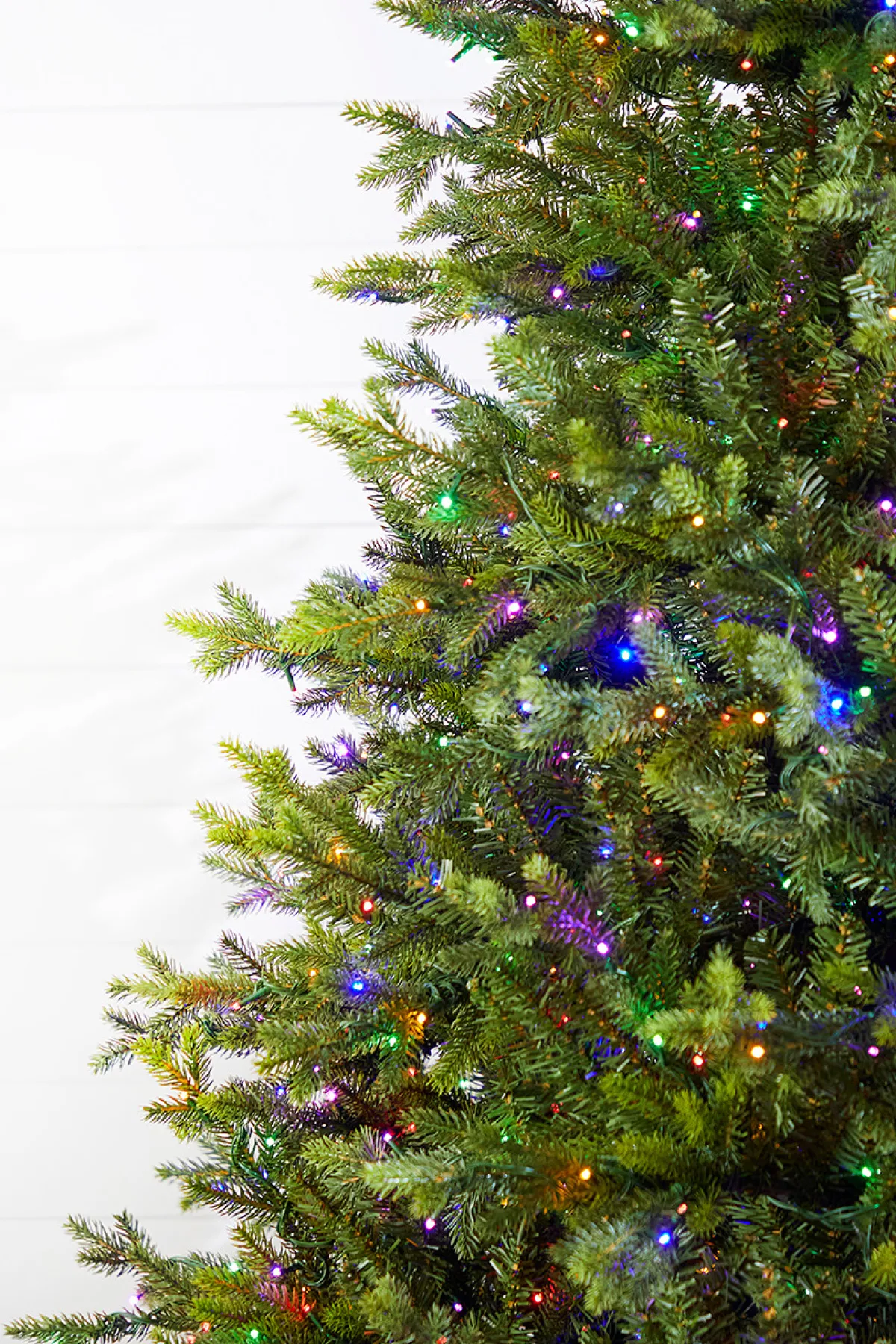 Decorator's Warehouse Christmas Trees|Christmas Trees^10' Southern Fir With 3000 3mm Lights