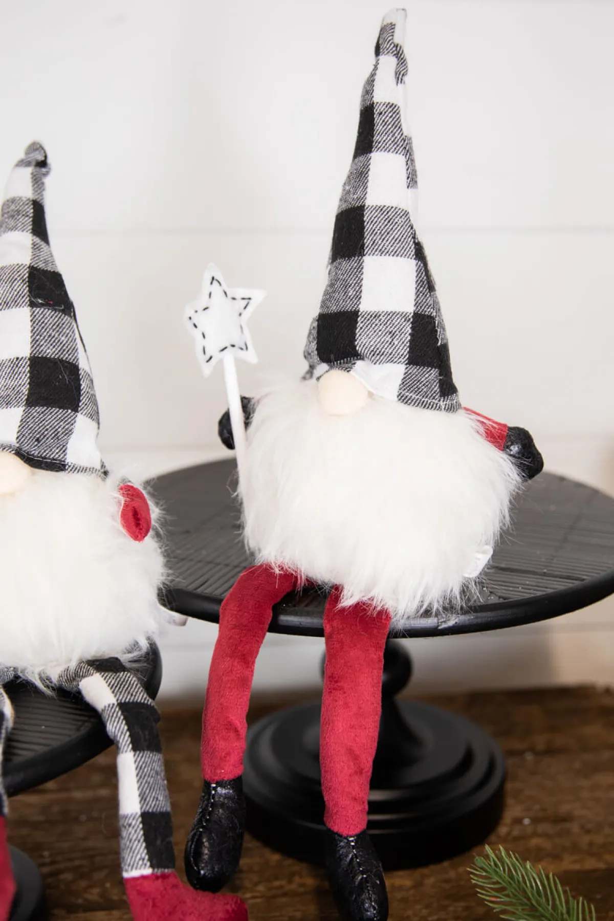 Decorator's Warehouse Christmas Accents^7” Star Wand Buffalo Check Sitting Gnome