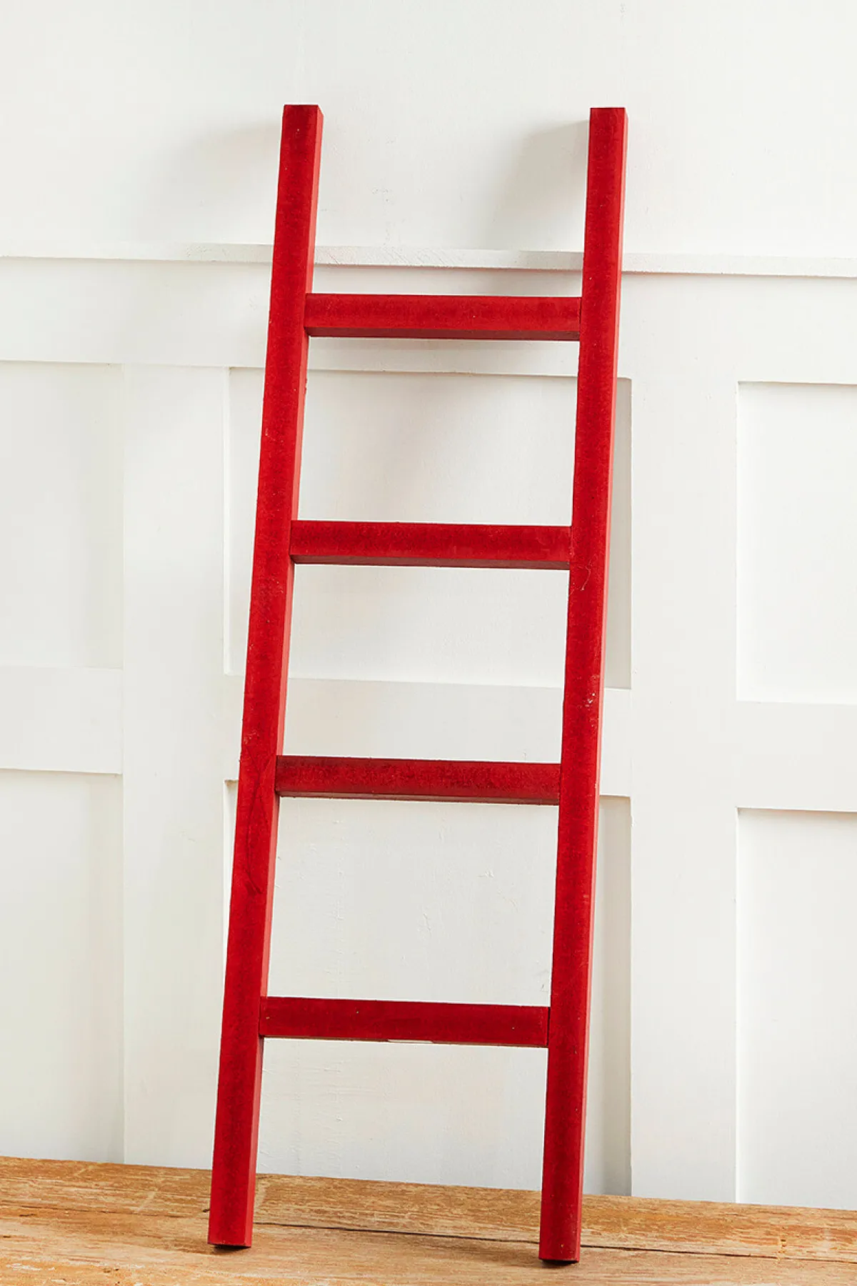 Decorator's Warehouse Christmas Accents^32" Wood Antique Christmas Ladder