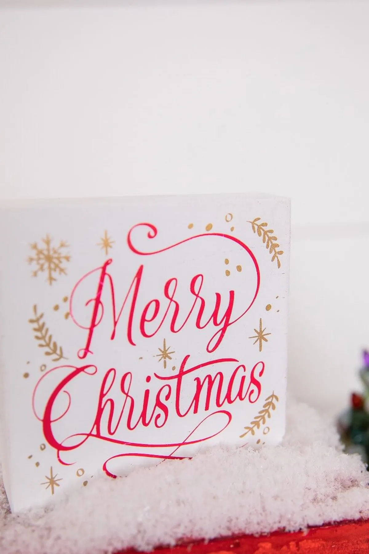 Decorator's Warehouse Christmas Accents^4” Wood Holiday Sign