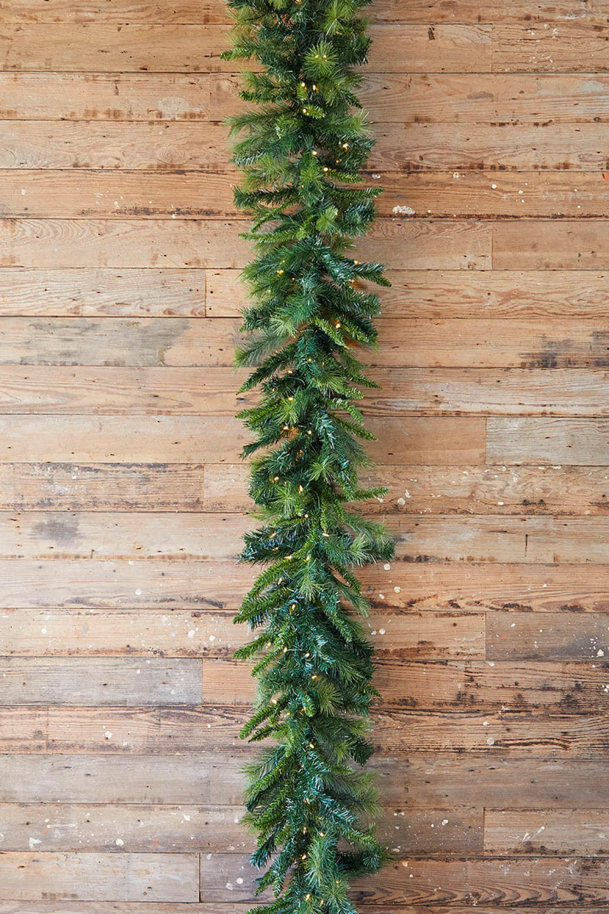 Decorator's Warehouse Christmas Garlands^9' X 16" LED Royal Mix Garland