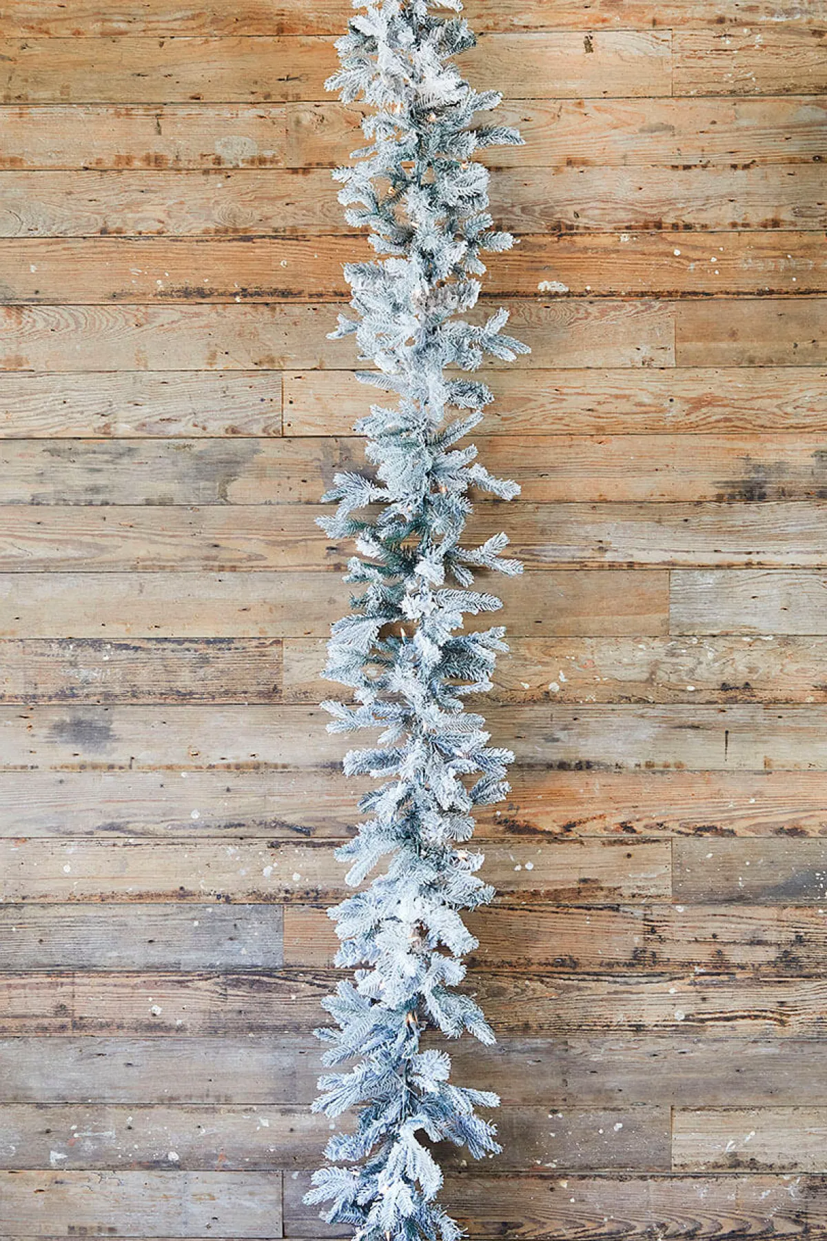 Decorator's Warehouse Garlands|Christmas Garlands^9' X 12" Lit Halifax Garland