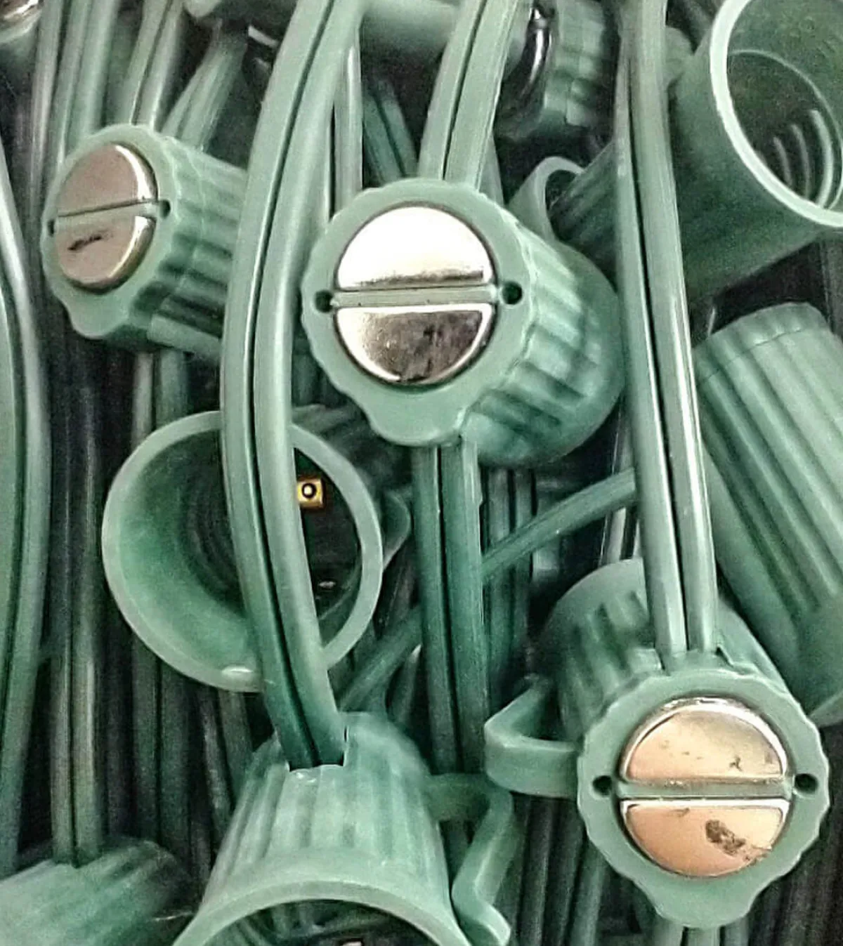 Decorator's Warehouse Accessories|Cords^C9 Magnetic Socket Cord - 500' 15" Spacing