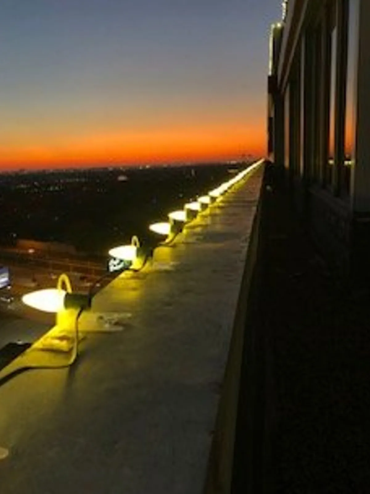 Decorator's Warehouse Outdoor Lighting|Bulbs^C9 Wonderful LED SMD Bulb (25 Bulbs/bag) - Faceted, Warm White