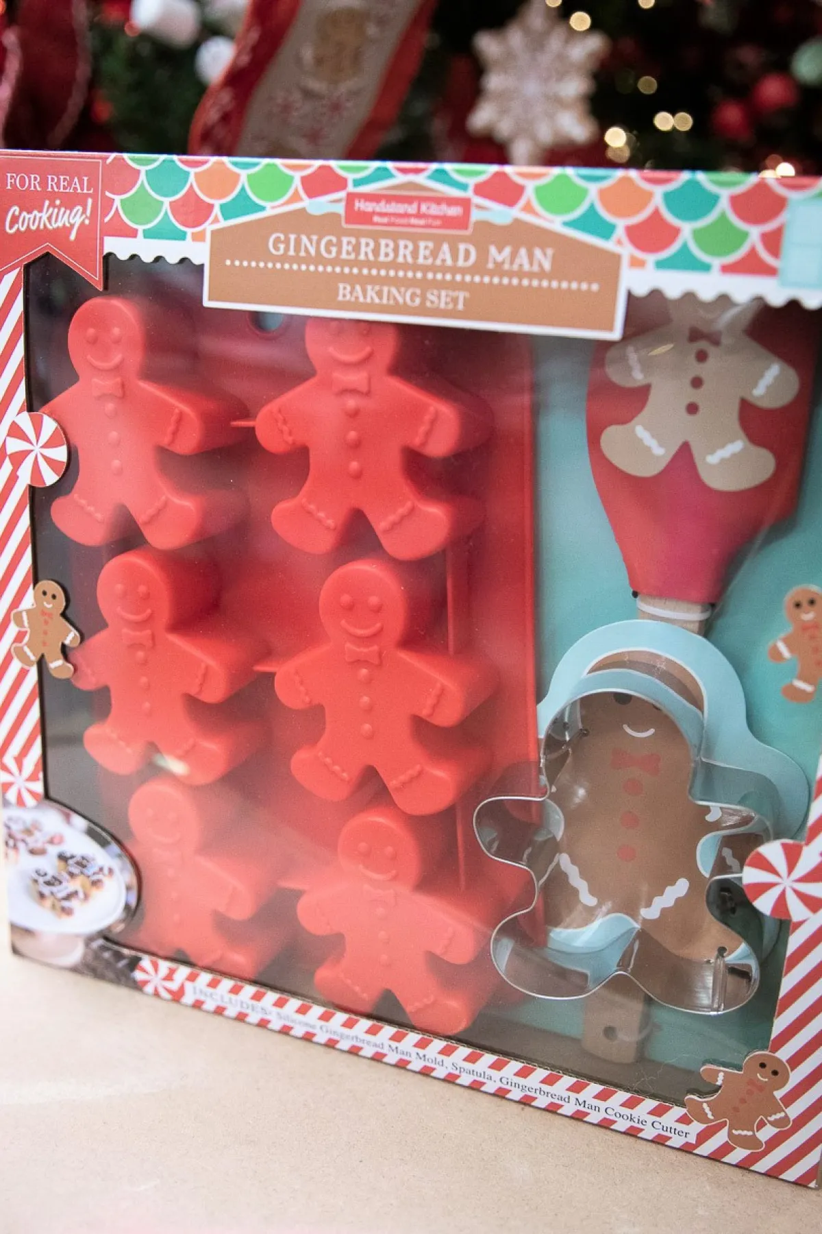 Decorator's Warehouse Christmas Accents^Gingerbread Man Baking Set
